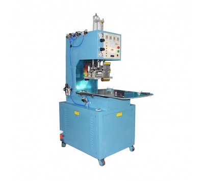 單頭轉(zhuǎn)盤(pán)同步熔斷機(jī)