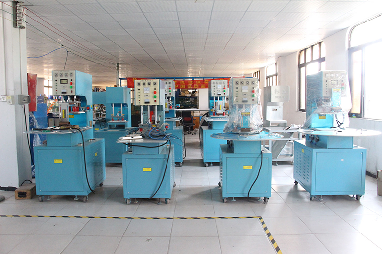 單頭轉(zhuǎn)盤式高周波機(jī)實(shí)拍圖