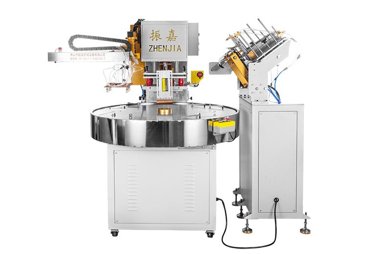 自動(dòng)轉(zhuǎn)盤(pán)高周波機(jī)機(jī)器圖片