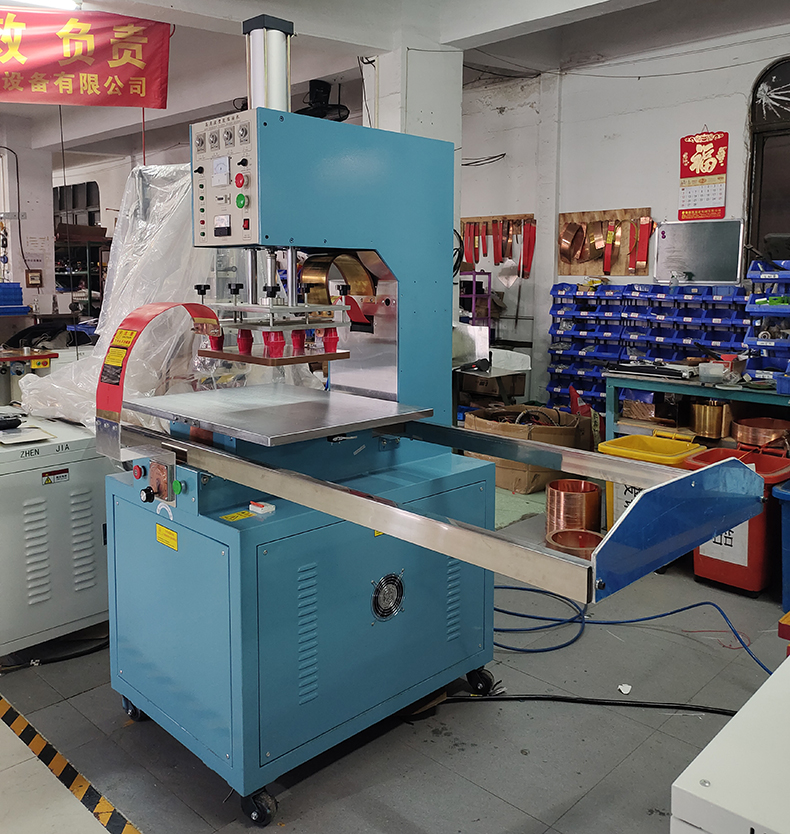 汽車(chē)腳墊單邊推盤(pán)高周波機(jī)