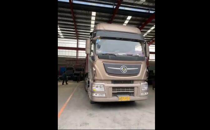 1300型斷橋鋁破碎機(jī)設(shè)備發(fā)往四川