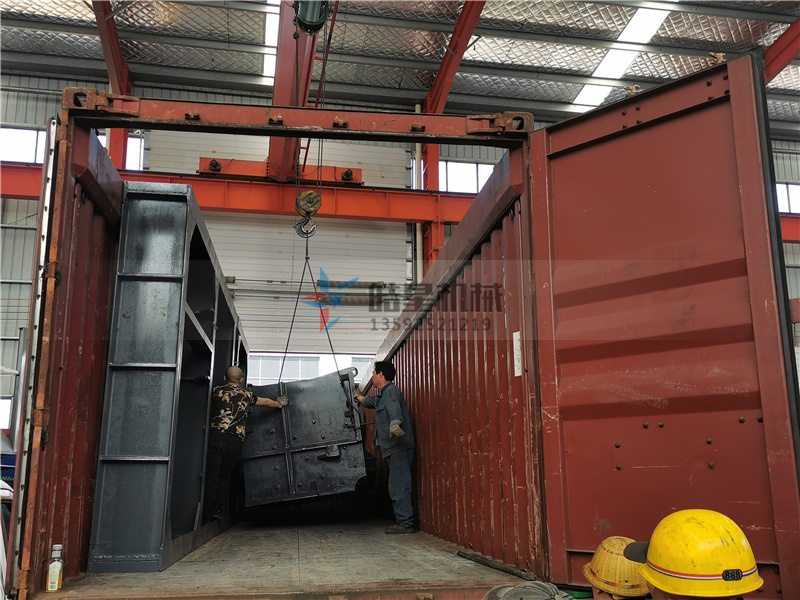 <a href='http://haizhiyu.cn/feilv/1660.html' target='_blank'><span>斷橋鋁破碎機(jī)</span></a>設(shè)備出口網(wǎng)南非客戶