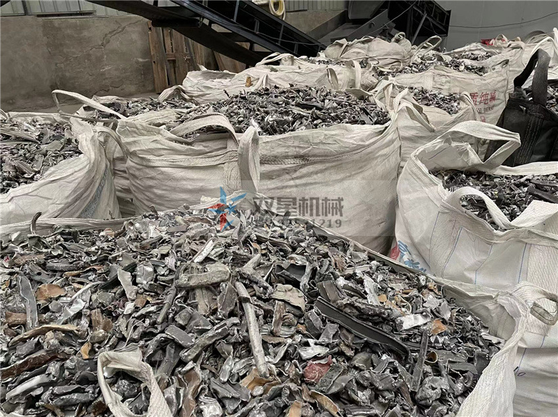 <a href='http://haizhiyu.cn/psxl/1279.html' target='_blank'><span>廢鋁破碎機</span></a>破碎料