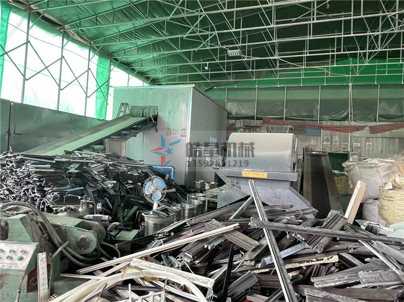 金屬破碎機(jī)設(shè)備軸承為什么要定期保養(yǎng)？